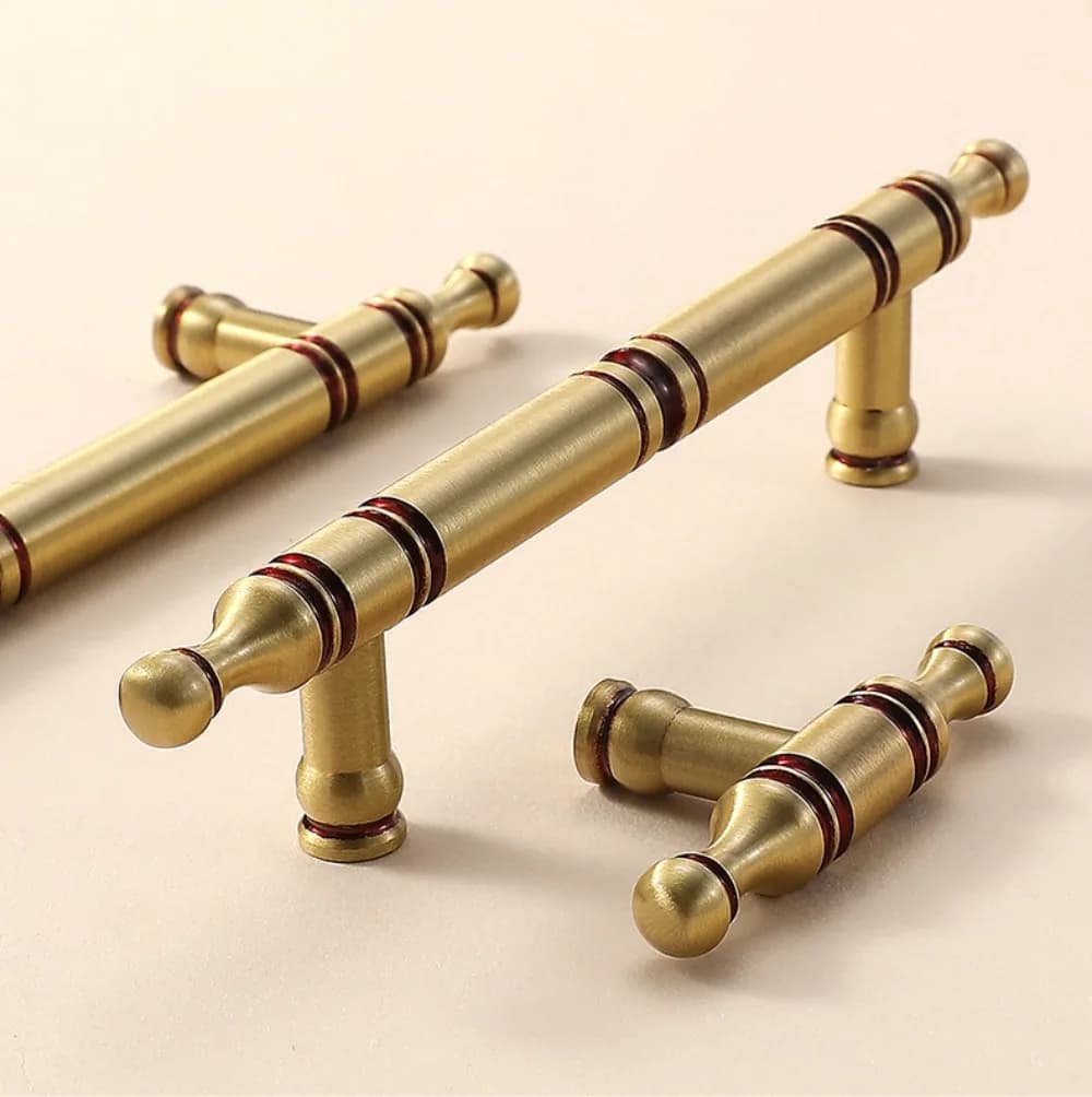 Maniglia francese in ottone dorato di lusso, armadio in rame puro semplice e di fascia alta, maniglia per porta dell'armadio, maniglia per cassetto della porta dell'armadio