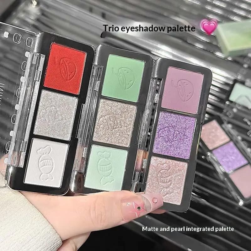 Palette Ombretti Tre Colori Cappuvini Viola Verde Rosso Glitter Illuminante Trucco Occhi Naturale e Affascinante