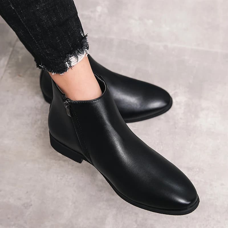 Nuovi stivali da equitazione minimalisti stivali da uomo Parrucchiere britannico in stile coreano scarpe alte in pelle stivaletti a punta