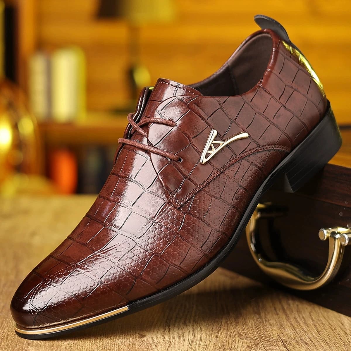 Scarpe in pelle PU moda uomo business abito formale calzature nero marrone abito casual comode scarpe da sposo stile britannico da uomo