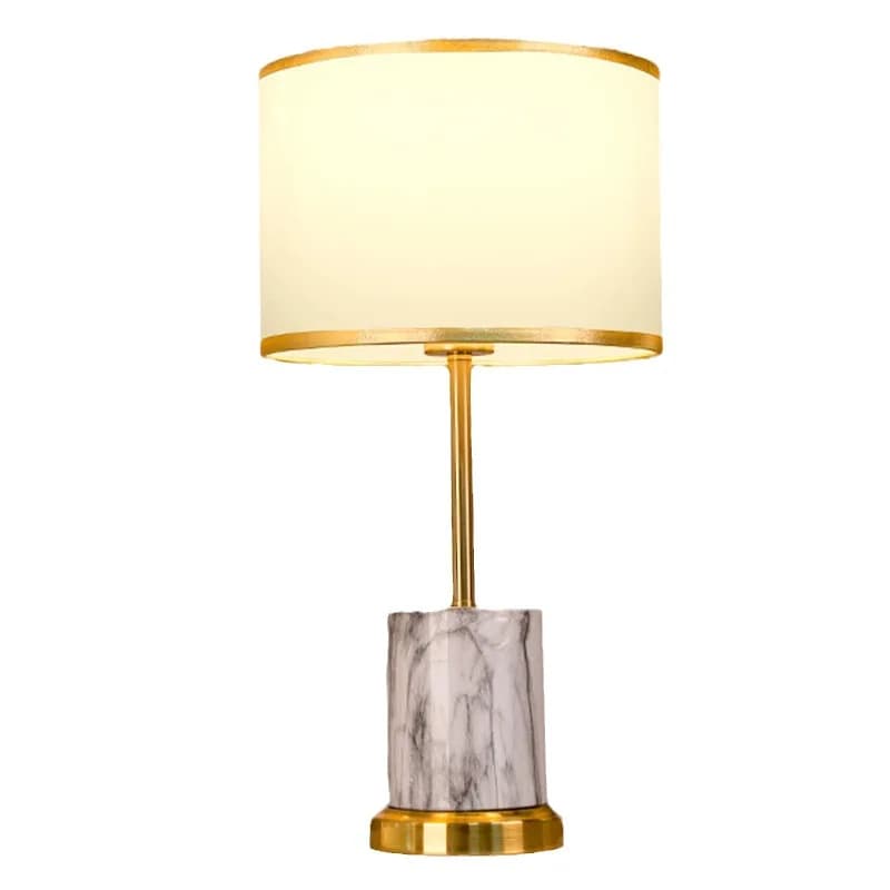 Nuova lampada da tavolo Lampada da comodino per camera da letto Luce nordica Lusso di fascia alta Camera da letto moderna Soggiorno Studio Lampada da scrivania con decorazione artistica in ferro