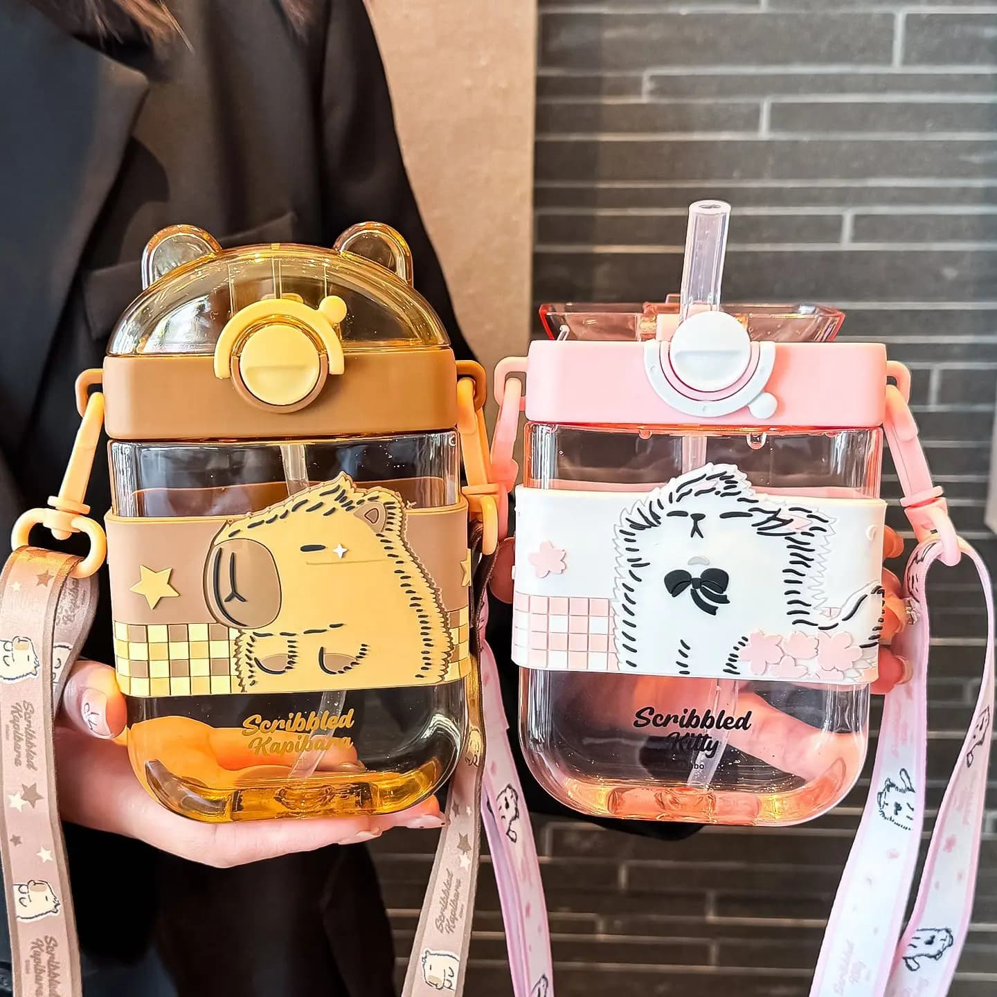 470ml cute kids cartoon Capybara double drink warehouse plastic square water bottle Portable Outdoor kapibala Water Bottle