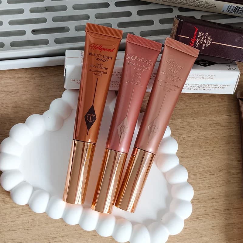 Charlotte Tilbury Penna Illuminante Liquida, Penna Blush in Polvere, Penna Air Cushion, Cosmetici per il Trucco