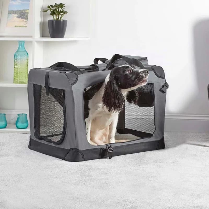 Nozioni di base Cuccia portatile pieghevole per cani da compagnia Cuccia morbida per interni/esterni Struttura in acciaio Caratteristica traspirante Scatola con chiusura a cerniera