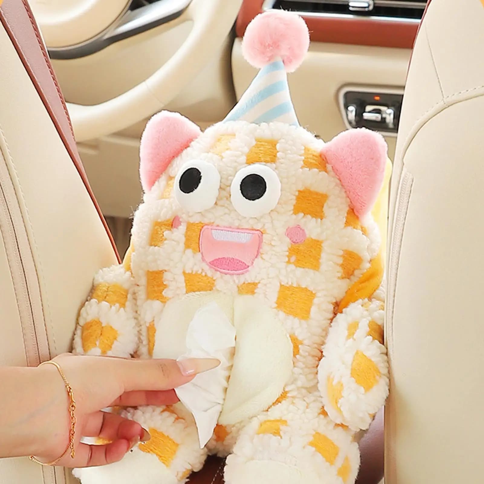 Porta fazzoletti per auto 2 in 1 scatola bracciolo in peluche portaoggetti cestino per cartoni animati porta fazzoletti in auto per camper SUV berlina camion strada automobilistica