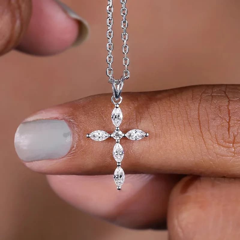 Luxury Stainless Steel Crystal Cross Pendant Necklace For Women Christian Jewelry Accessories