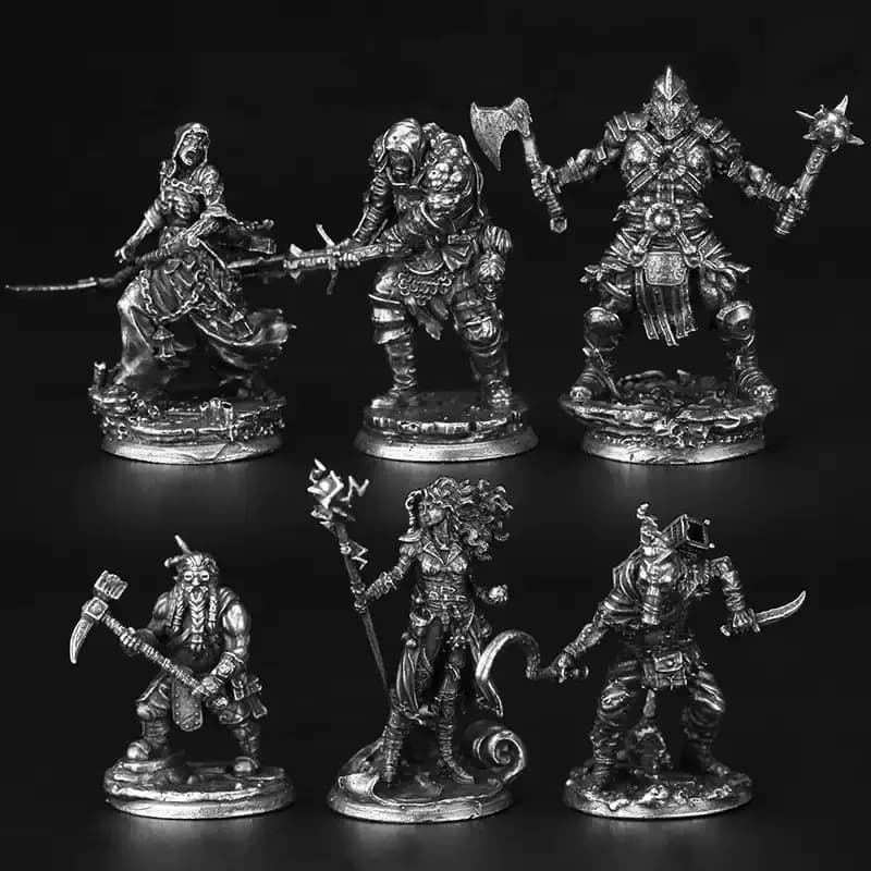 Metallo Bronzo Drago e Dungeon Soldato Modello Regalo fatto a mano Ornamento Gioco da tavolo Ornamento Giocattolo degli scacchi