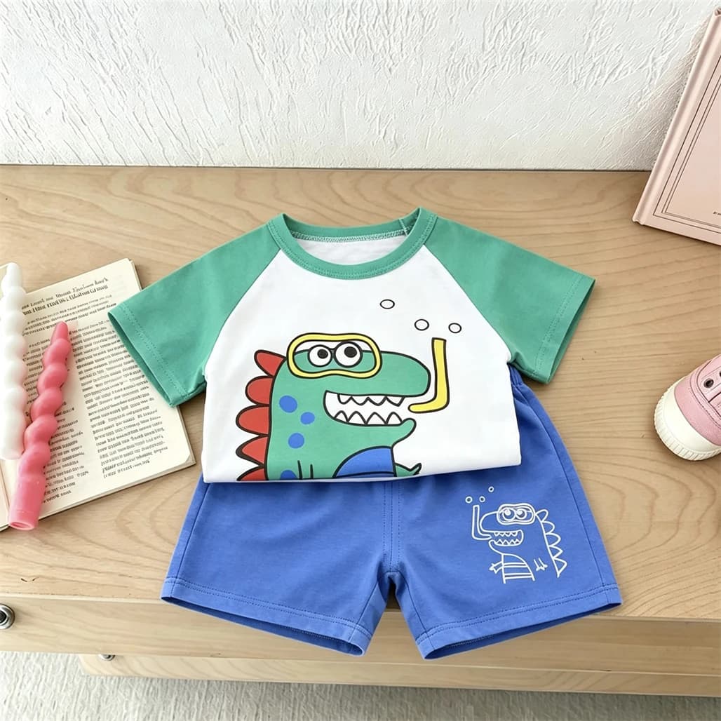 Completo Estivo Trendy per Bambini: T-Shirt Stampata e Pantaloncini, Set Due Pezzi, Nuovo Design per Bambini