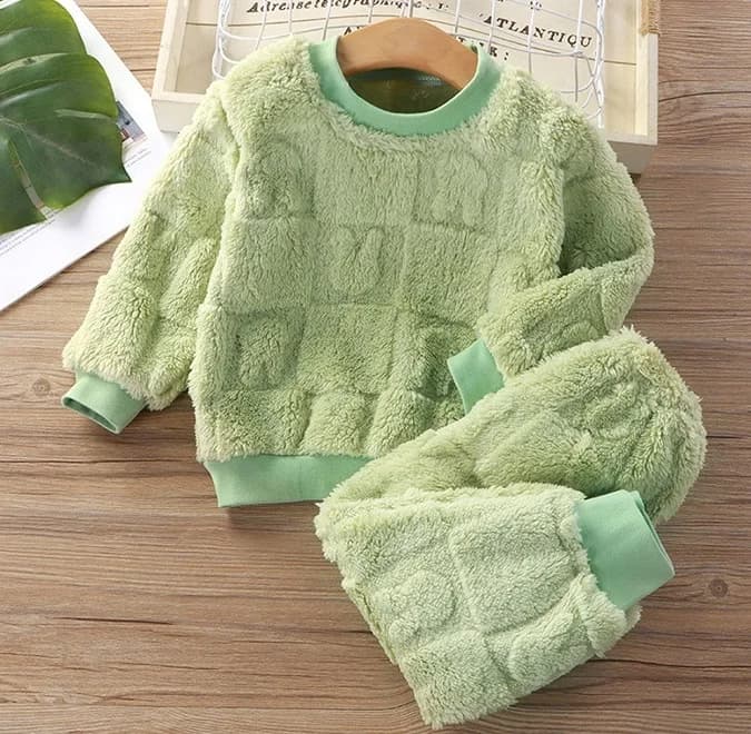 Autunno e inverno nuovi pigiami per bambini in flanella ragazzi peluche e addensati abbigliamento per la casa ragazze set di biancheria intima calda tinta unita