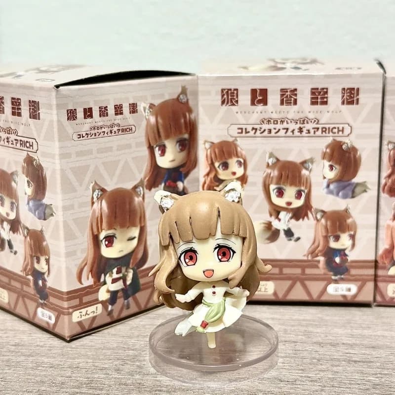 Anime giapponesi Spice and Wolf Holo Action Figure Blind Box Toys Collezione di modelli Ornamenti Regali per bambini