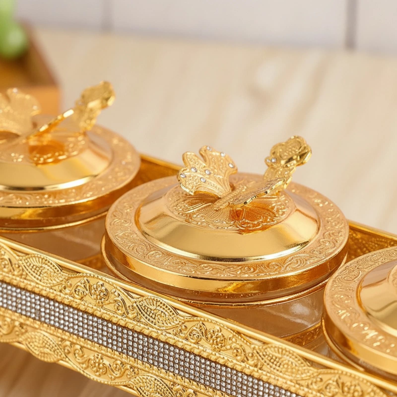 Condiment Carrier with Jars Gold-Tone Condiment Container with Lid, Spoon, and Tray Seasoning Container Set Ornate for Hosts