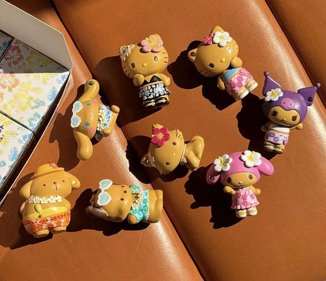 Nuova Serie Kt Cat in Pelle Nera Blind Box, Ornamento da Scrivania Fatto a Mano con Diamanti Scintillanti e Giada Guigou, Regalo Sorpresa per Ragazze