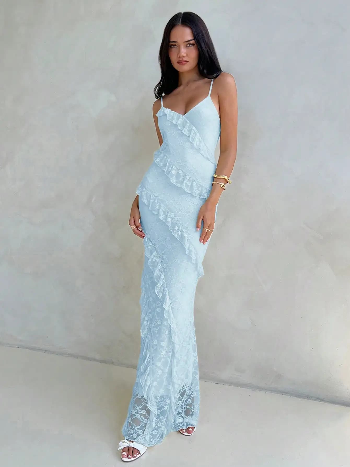 Abito lungo da donna a tinta unita con pizzo e volant, scollo a V profondo, spalline sottili, modello bodycon a sirena