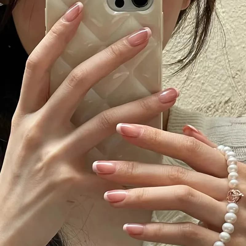 24pcs Gradient Blush Simple French Medium Fake Nails for Girls Acrylic Press on Nails Short Reusable Squared Oval False Nails