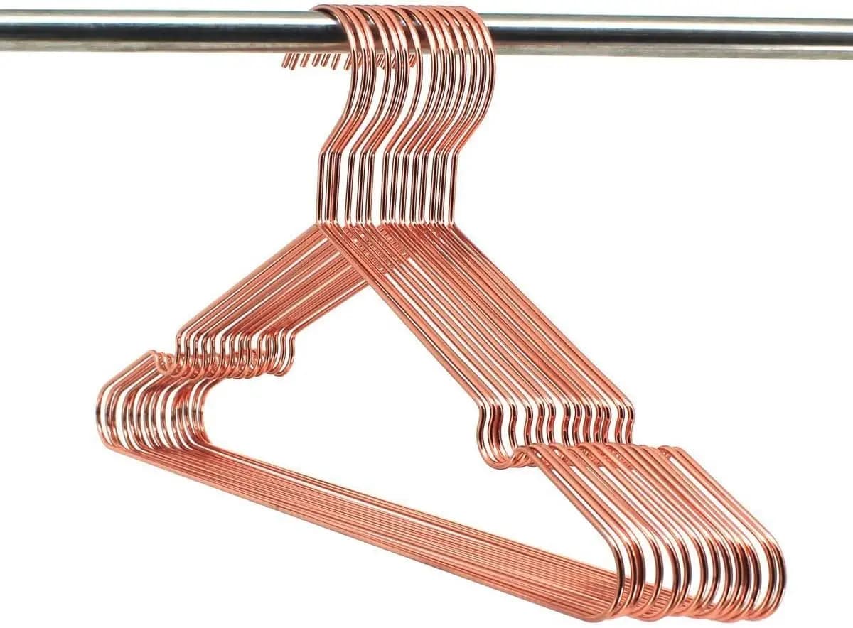 Appendiabiti in Metallo Resistente, Confezione da 60 - Appendiabiti Robusti Color Oro Rosa per Cappotti, Camicie, Vestiti, Organizzazione e Conservazione