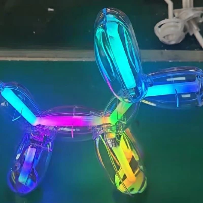 Lampada da scrivania piccola ricaricabile a forma di cucciolo, multicolore, con luce ambientale.