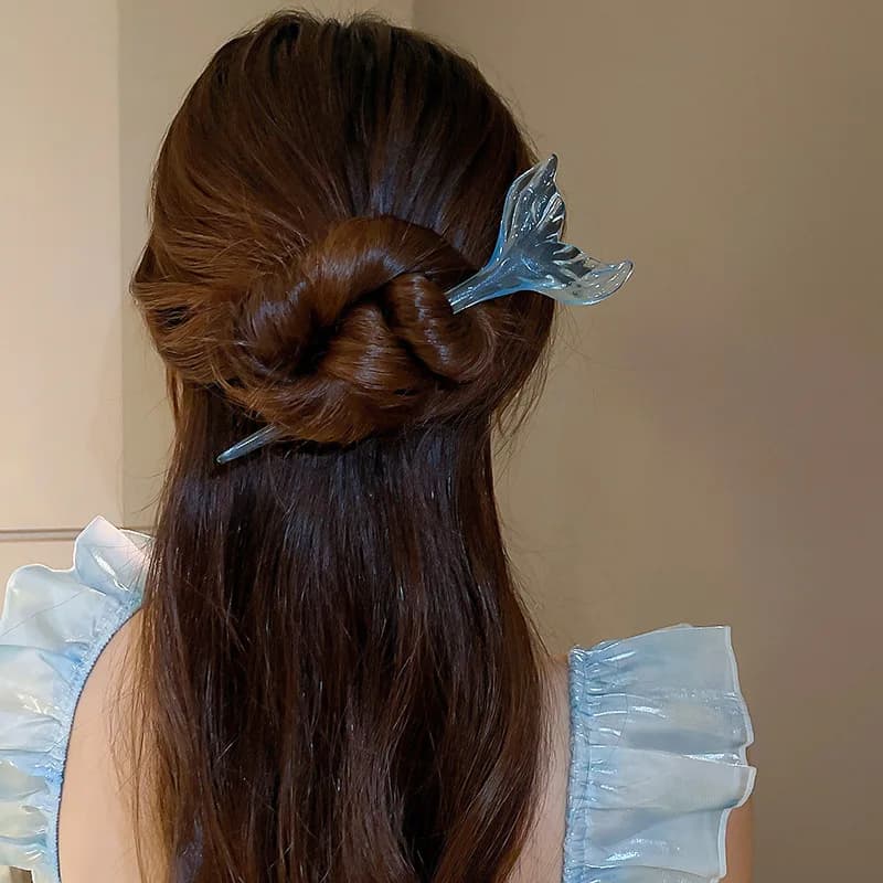 Fish tailpins in transparent resin blue sea Chinese style for women Creative hair sticks Fashion hair accessories Holiday V
