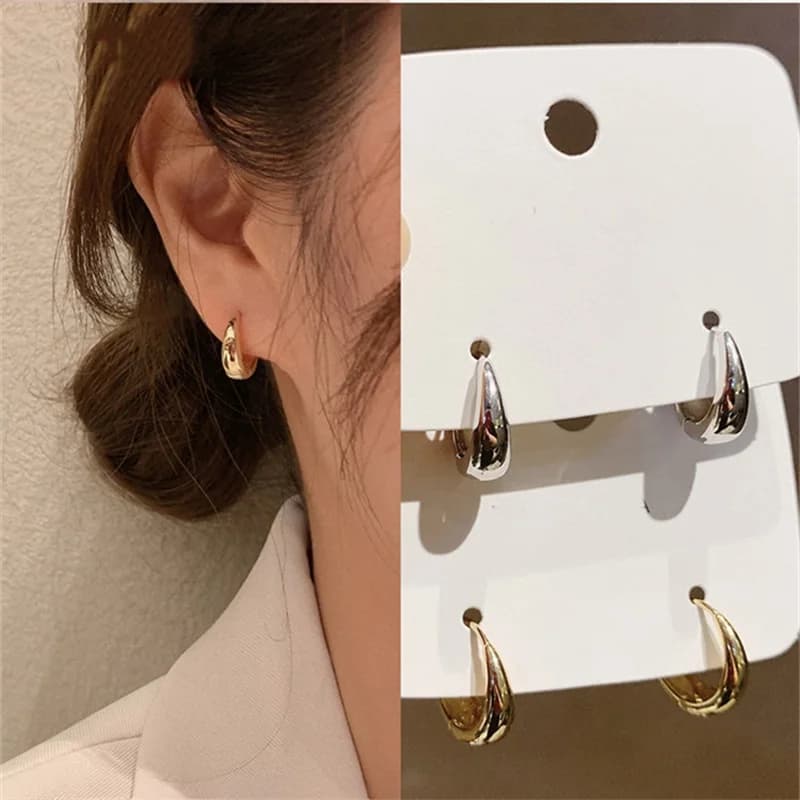 Huitan Fashionable Metal Hoop Earrings for Women Simple Versatile To wear Every Day Ear Accessories for Girls