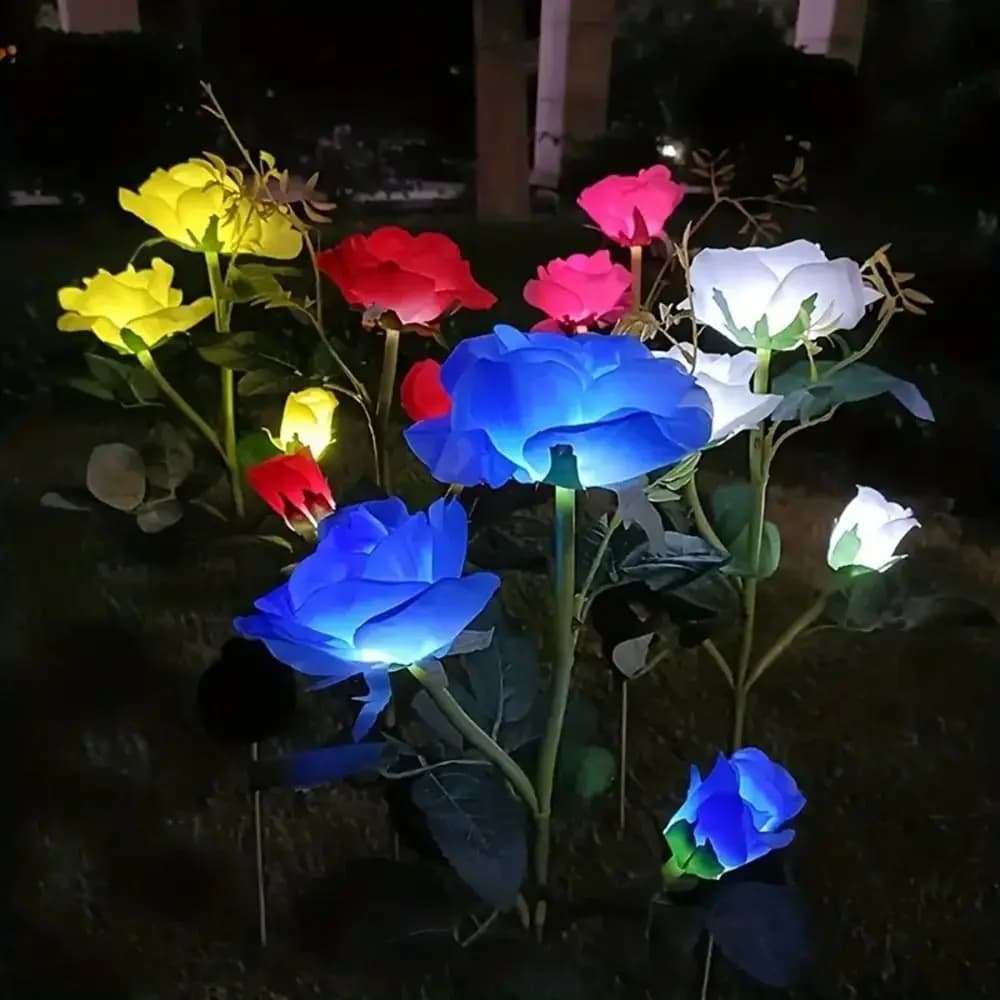 Lampada Solare LED a Forma di Rosa, Luce Solare da Giardino Impermeabile per Esterni, Decorazione Luminosa a Forma di Fiore