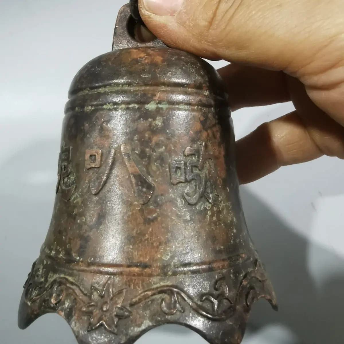 Tibetan Six-character mantra bell copper bell Statue Sculpture Figurine Home Decoration Accessories