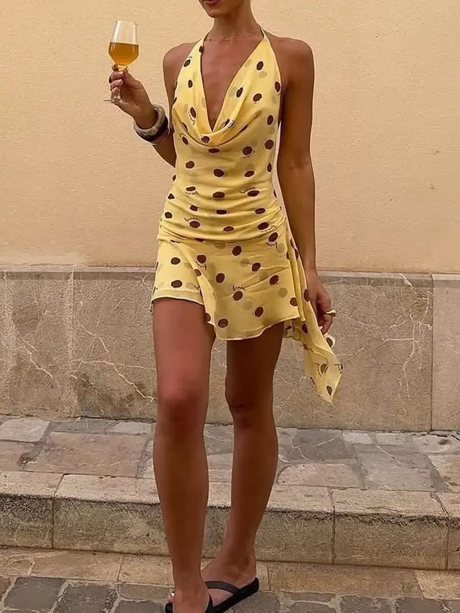 Mini Abito Giallo a Pois con Collo Halter e Orlo a Balze, Stile Casual Bohemien Estivo