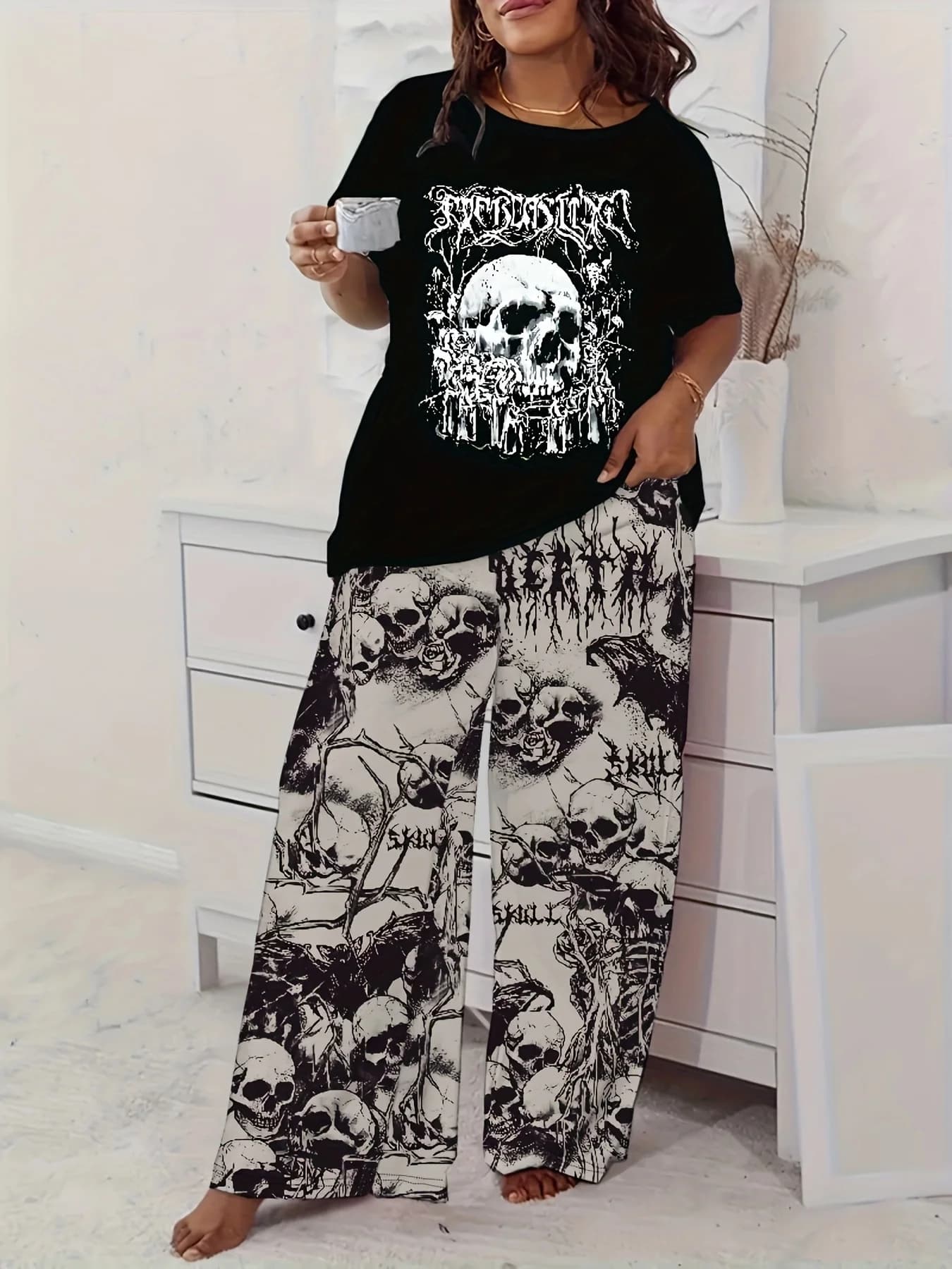 Heavy Metal Gothic Skeleton Bat Vine 3D Printed Pajamas for Men and Women, Loose Short Sleeved Pants, Home Set