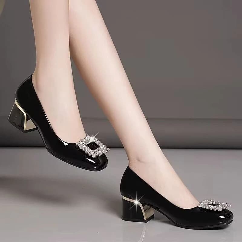 Mocassini da Donna in Vera Pelle Primavera Estate 2026 con Suola Morbida, Tacco Medio Grosso, Antiscivolo, Scarpe da Lavoro Comode e Larghe, Slip-On