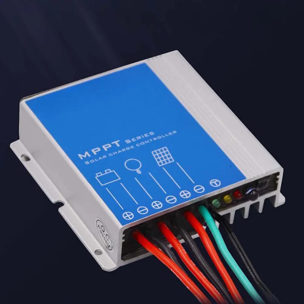 Regolatore di carica solare DC 12V MPPT IP68 Grado impermeabile con BT per massimo. Pannello solare da 130 W