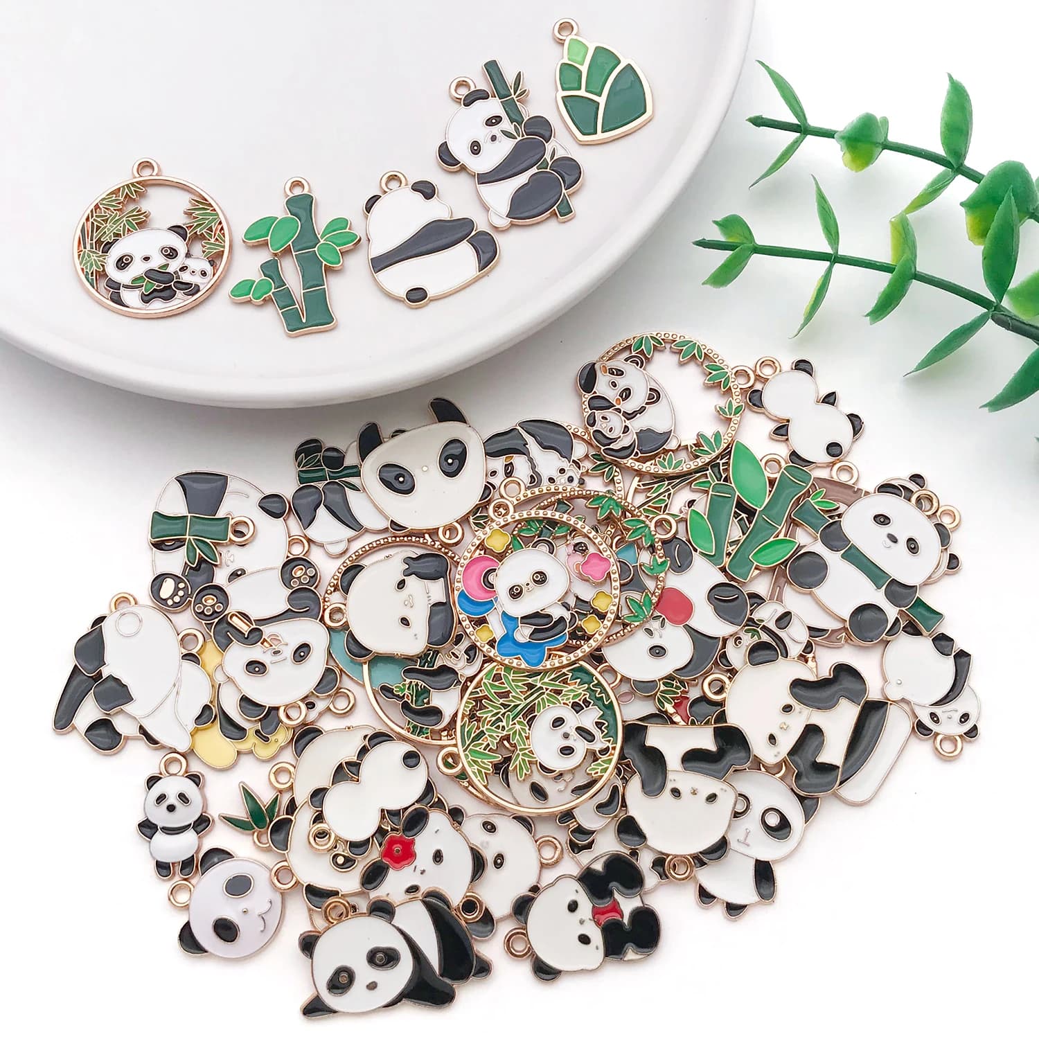 Chinese Style Panda Charms, 30/50 pcs Cartoon Panda Bamboo Enamel Alloy Pendants for DIY Earrings & Keychains.
