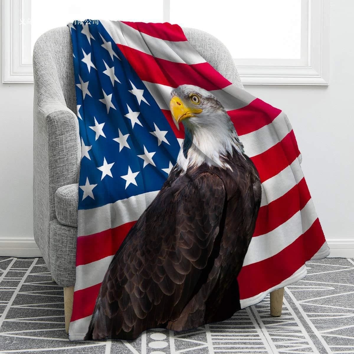 Coperta in flanella di velluto per camera da letto in poliestere stampato digitale con bandiera americana dell'aquila Coperte morbide per divani in pile per letti