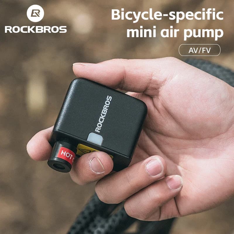 ROCKBROS Pompa per Bici Mini Pompa di Aria Elettrica Portatile Palmare 100PSI Ricaricabile Gonfiatore per Pneumatici Auto Bici Moto Pompa per Bicicletta