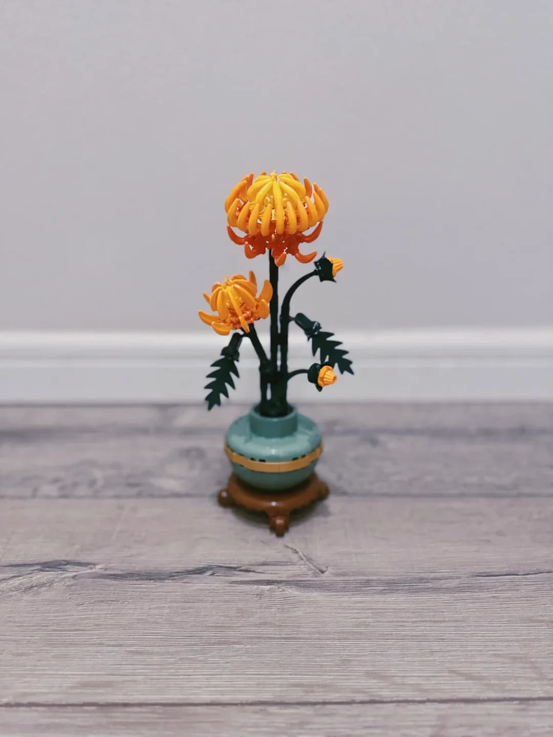 Nuovo modello MOC di pianta di crisantemo in vaso, ornamento per la casa, regalo per le festività e per il compleanno