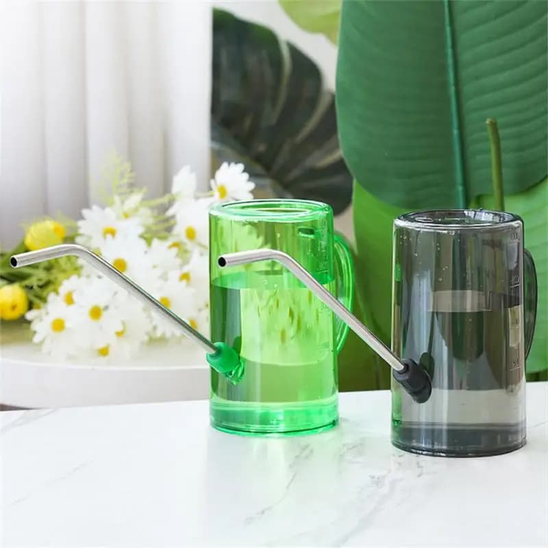Annaffiatoio in plastica bottiglia in acciaio inox beccuccio lungo annaffiatoio infrangibile per piante da casa all'aperto e al coperto fiori
