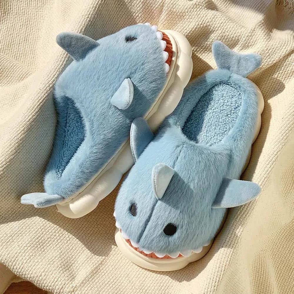 Pantofole di squali nuvolosi Pantofole di peluche di squalo Scivoli di peluche Mocassini Scarpe invernali Pantofole soffici invernali Divertenti antiscivolo