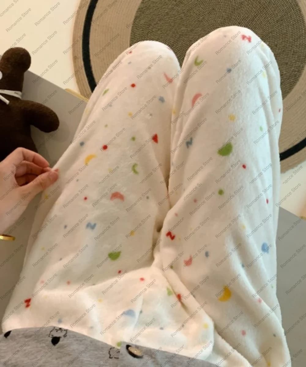 I pantaloni del pigiama da donna per l'autunno inverno sono flanella sciolta Pantaloni da passeggio a gamba dritta semplici ed eleganti per uomo donna Pantaloni da casa