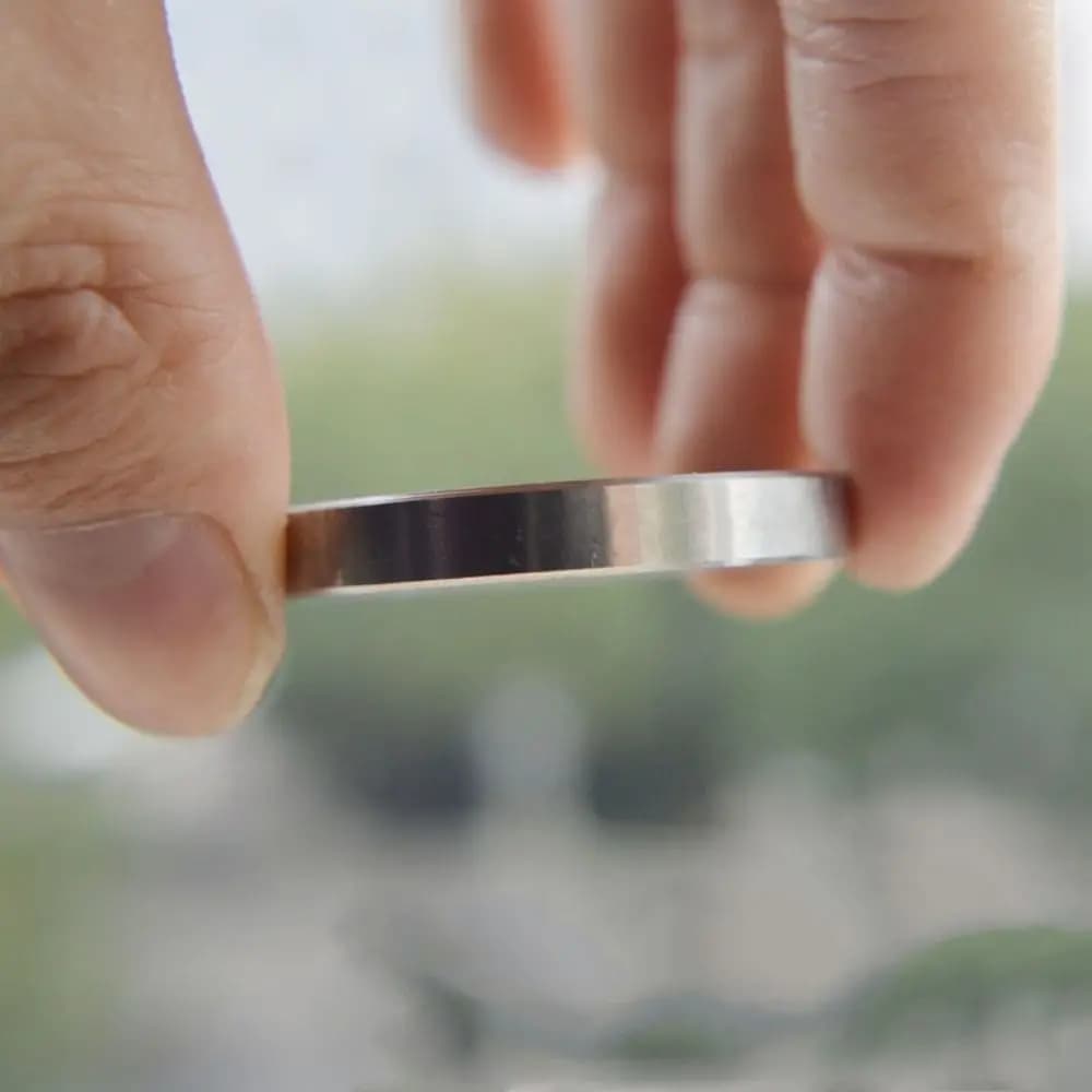 Giocattoli rotondi Fidget Spinner Cuscinetto silenzioso Giocattoli spinner da tavolo in acciaio inossidabile Allevia l'affaticamento Giroscopio con punta delle dita in metallo