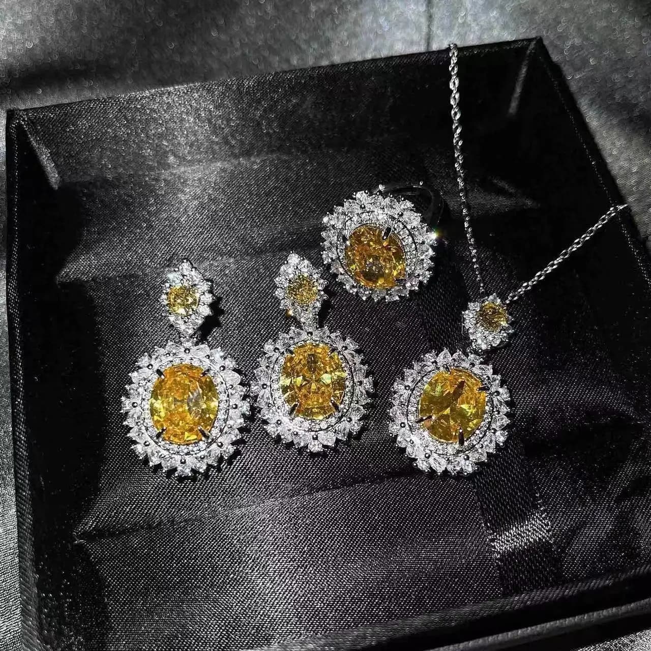 Light Luxury Crystal Silve Base Ring Necklace For Women Trendy Zircon Rhinestone Chain Accessory Jewelry Gift Party Wedding Wear