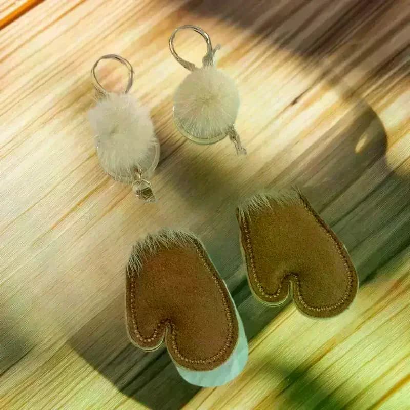 Portachiavi Creativo a Forma di Guanto in Peluche, Ciondolo per Auto, Accessorio Moda per Borse e Zaini, Regalo di Natale