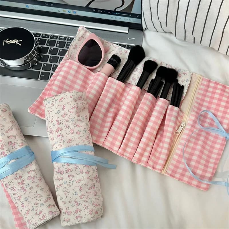 Floral Plaid Fabric Makeup Brush Roll Storage Bag Multi‑Pocket Zipper Cosmetic Storage Bag Large Capacity Beauty Tool Organizer