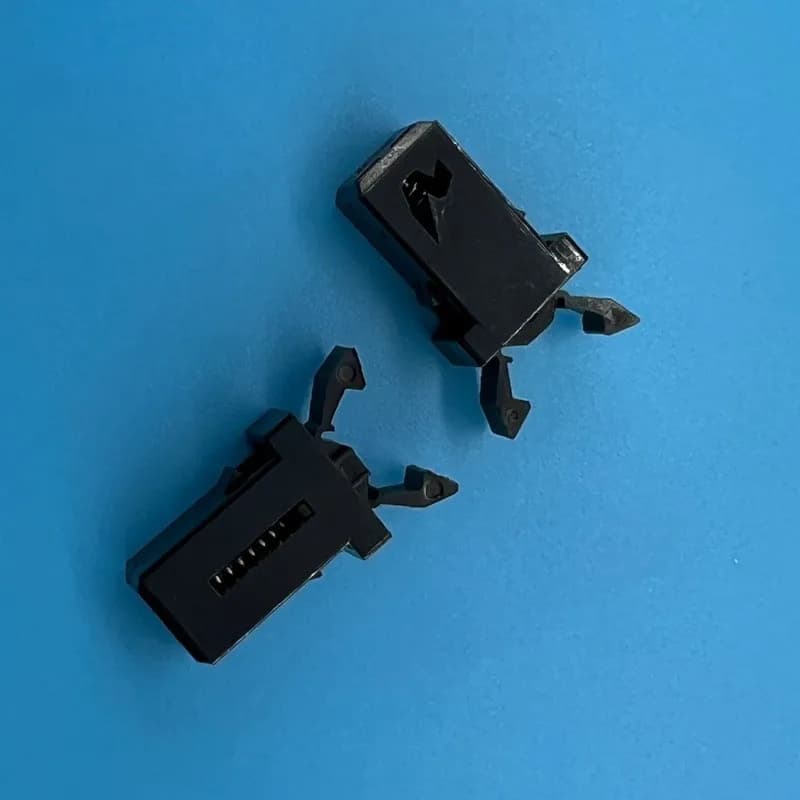 43 pcs Spring Locking Clips, Trash Can Lids, Black Plastic Body, Press-Type Self-Locking, Multipurpose