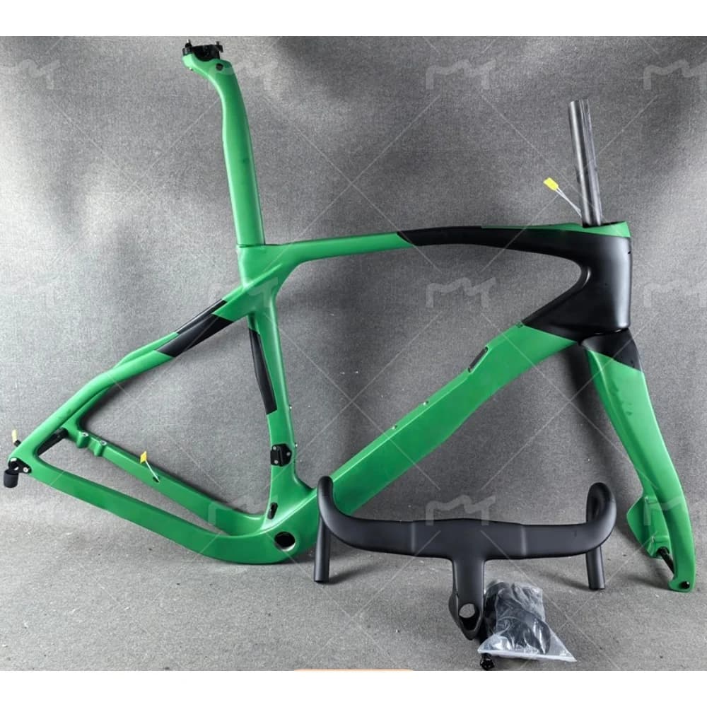 2025 Ghia Telaio per bici in carbonio Telaio per bici da strada Telai da strada in carbonio leggero Telaio per bicicletta a disco BSA T1100 Colore verde 909