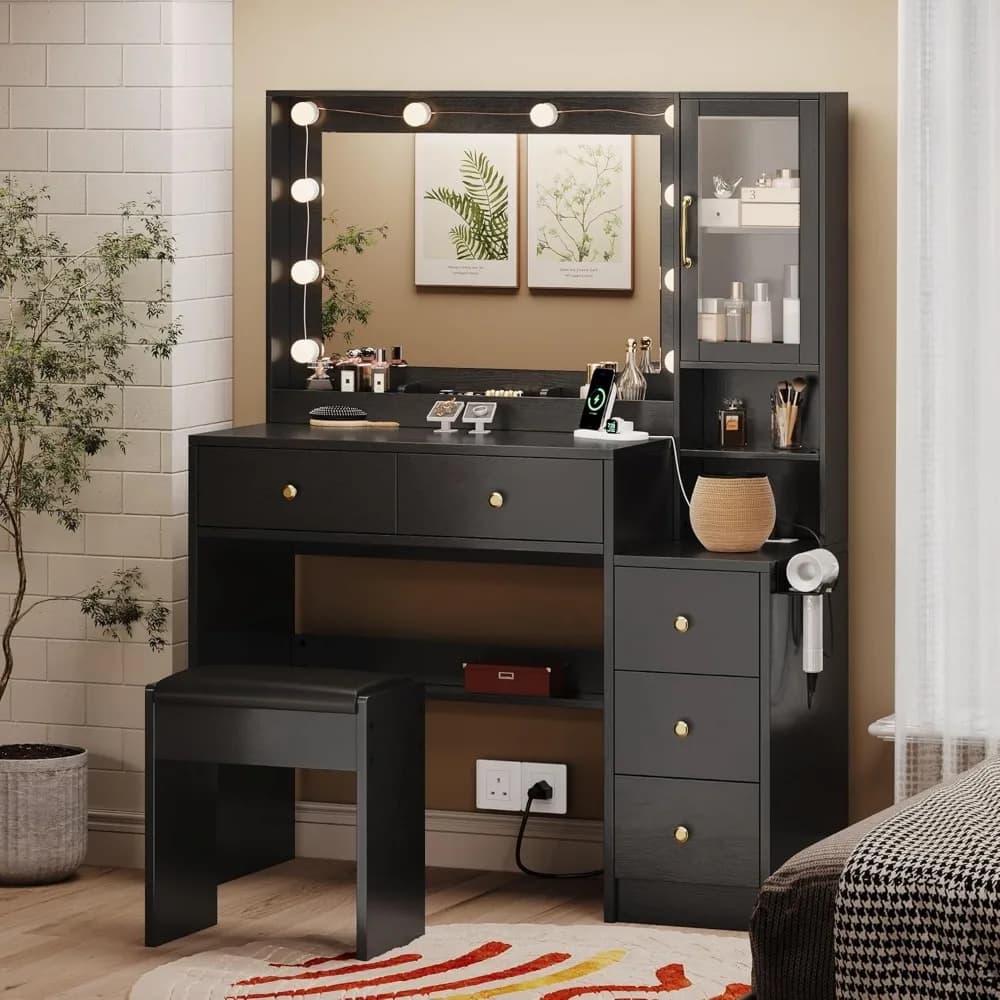 Toeletta Trucco con Luci e Stazione di Ricarica, Tavolo da Trucco con Cassetti e Ripiani Aperti, Scrivania Trucco con Specchio Personalizzabile