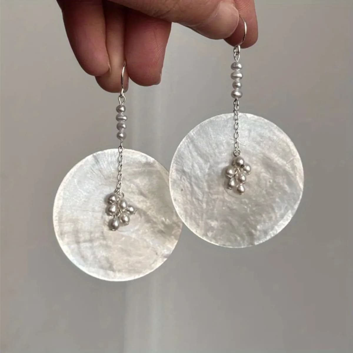 Orecchini Pendenti con Perle Finte in Stile Francese, Design di Lusso Esclusivo per Donne