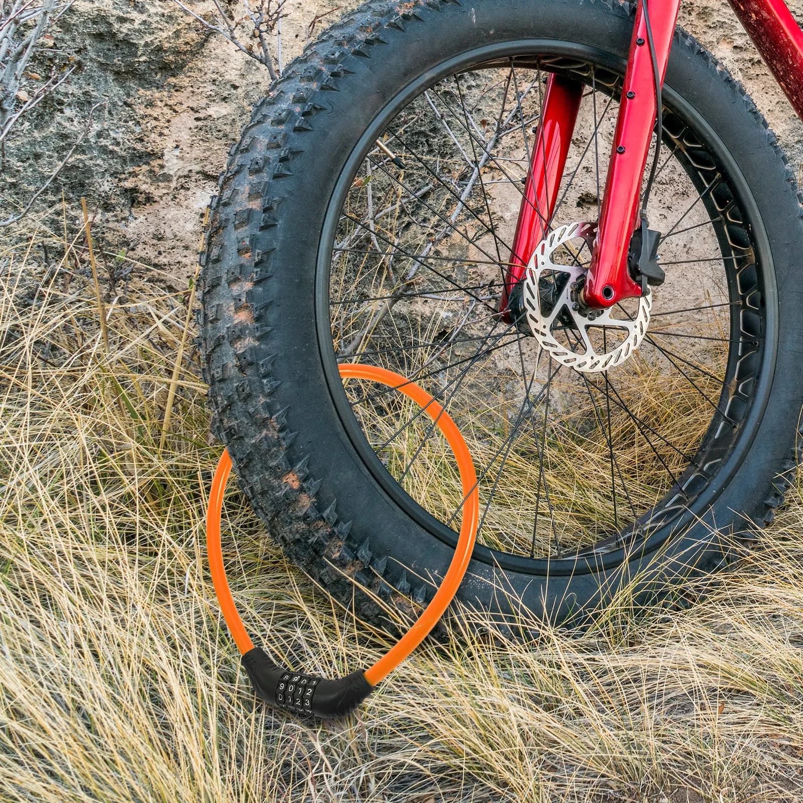 Lucchetto Professionale Antifurto per Biciclette con Catena in Acciaio e Guscio in ABS, Compatto e Portatile per Bici, Moto e Borse da Spiaggia