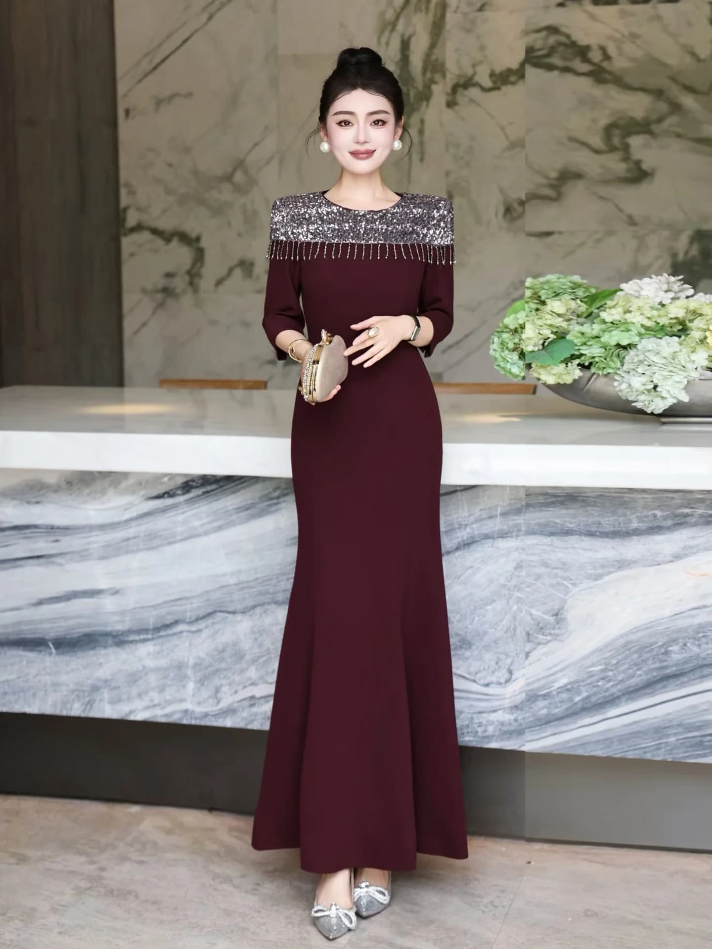 Elegant Evening Fish Tail Dress Women's Fashionable Tassel Trim Light Luxury Spring Autumn New Style U-Neck Long Skirt