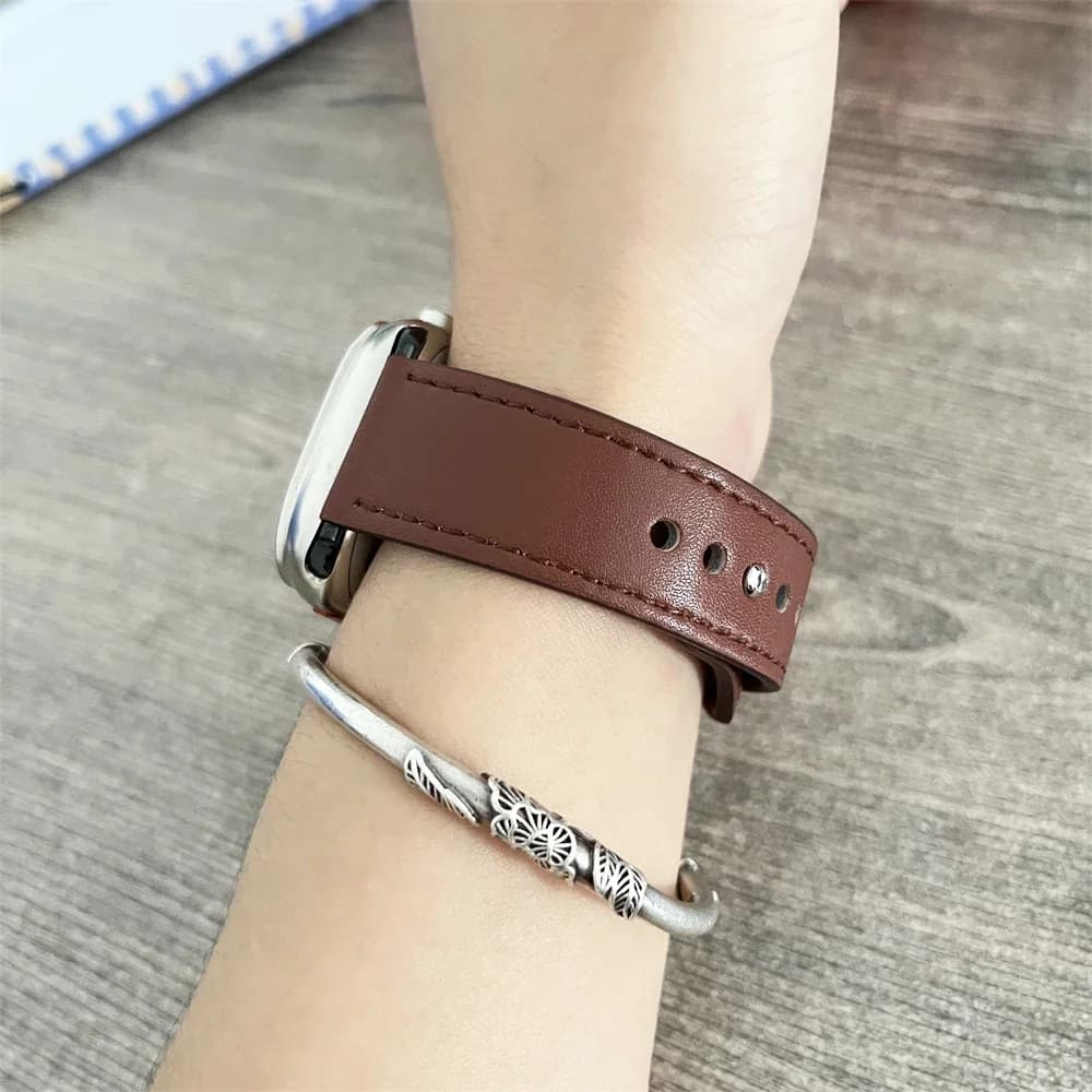 Cinturino per Apple Watch 10 11 band 46mm 42mm 44mm 49mm 45mm 40mm 41mm 44 mm Bracciale in pelle serie iWatch 9-8-7-6-5-4-Ultra-3-2