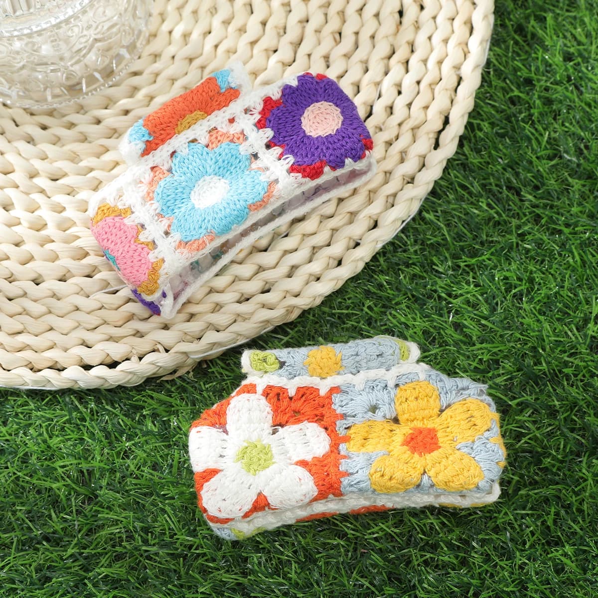 AWAYTR Cartoon knitted large acrylic sunflower hair clip for women sweet hair claws crab hair clamp bar hair accessories