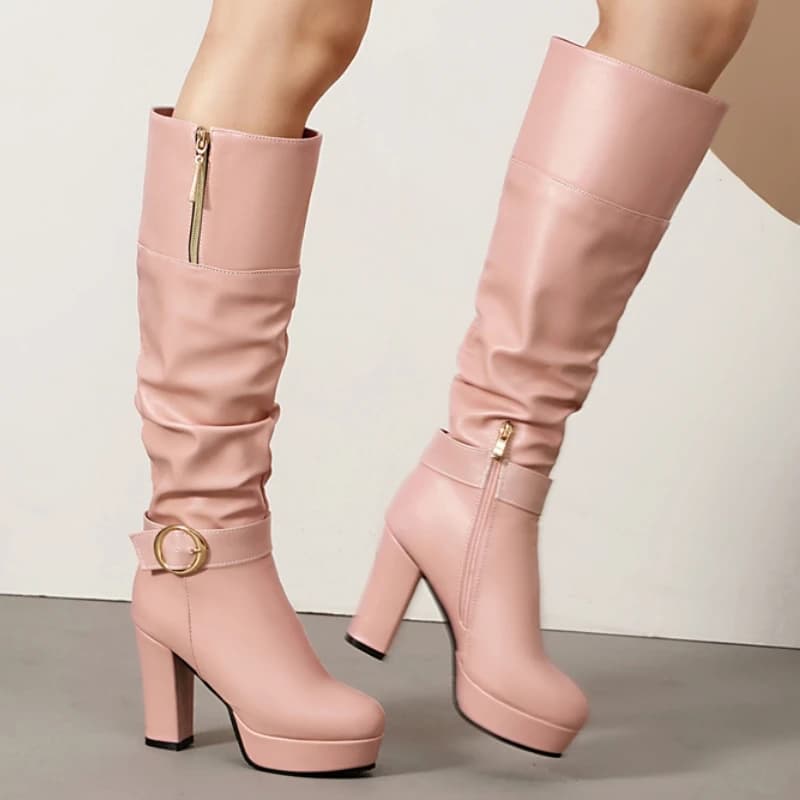 Stivali alti al ginocchio rosa Piattaforma donna 2025 Tacchi alti spessi pieghettati Nero Rosso Bianco Stivale lungo Autunno Inverno Scarpe di grandi dimensioni 44 48