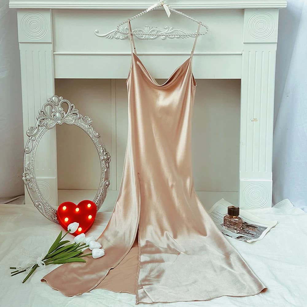 2026New Pajama women's summer sexy women's ice silk nightgown sleeveless long bathrobe simulation silk bridal morning gown