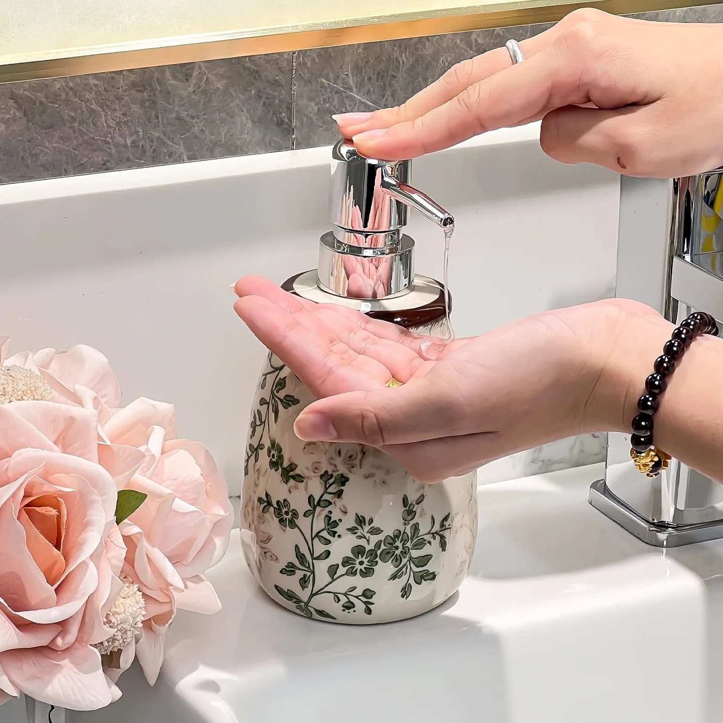 Dispenser di Sapone in Ceramica, Contenitore Moderno Vintage Marrone per Liquidi, Bottiglia Creativa con Pompa per Lozione, Accessorio da Bagno